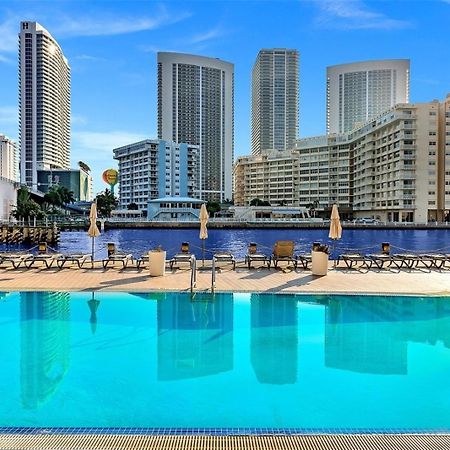 Mvr Apartments At Beachwalk Resort Hallandale Beach Exterior foto