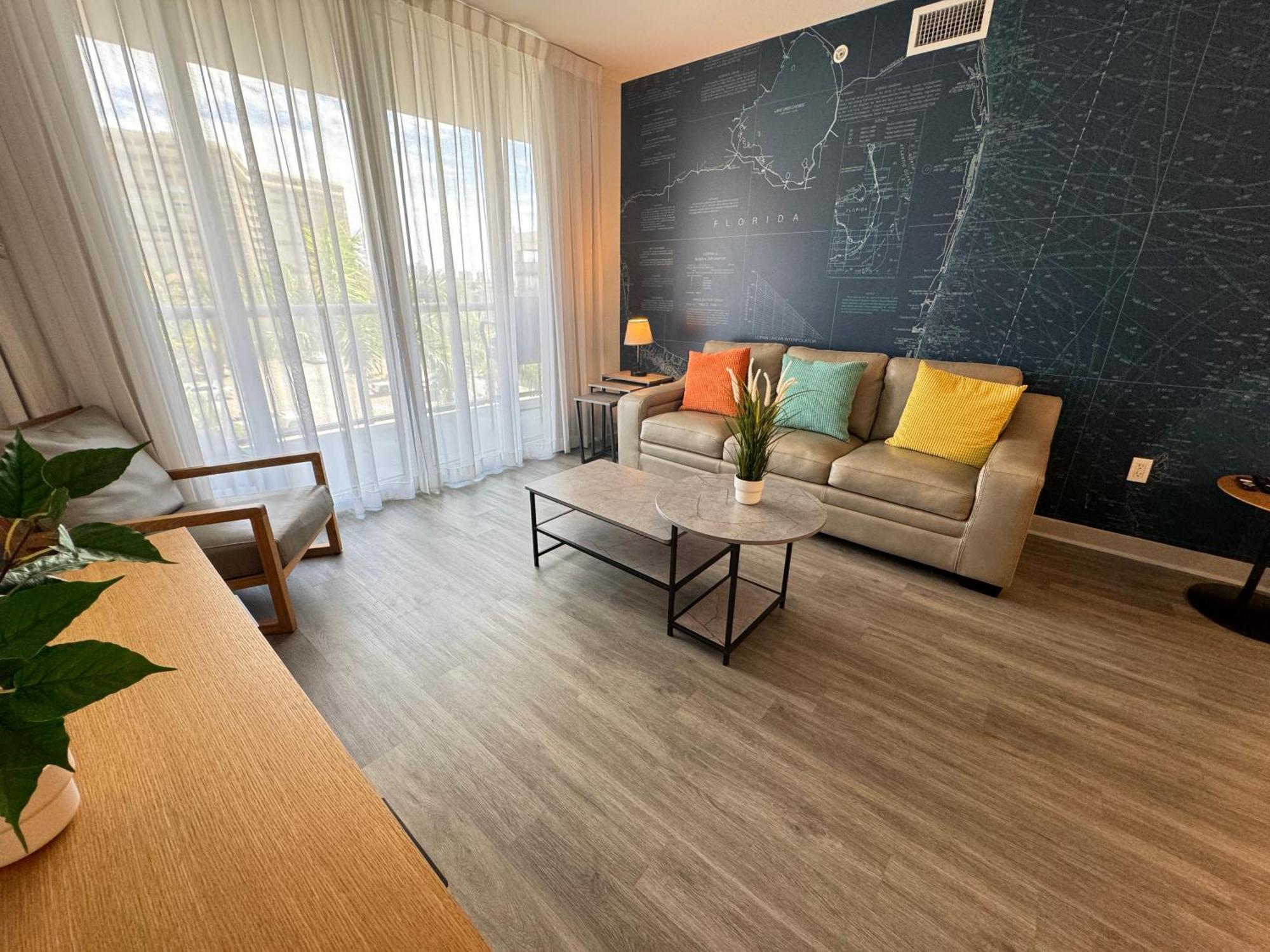 Mvr Apartments At Beachwalk Resort Hallandale Beach Exterior foto